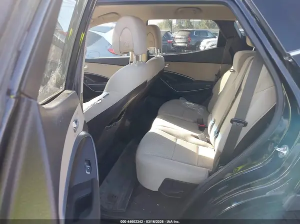 5NMZU3LB2HH032471 2017 HYUNDAI SANTA FE - Image 8