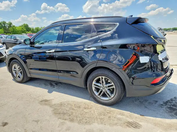 5NMZU3LB2HH035970 2017 HYUNDAI SANTA FE - Image 2