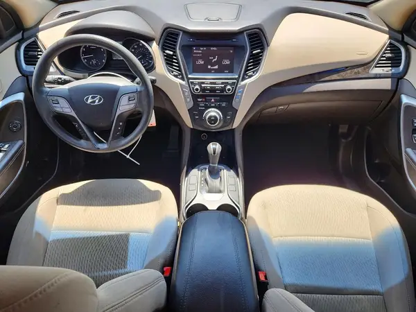 5NMZU3LB2HH035970 2017 HYUNDAI SANTA FE - Image 8