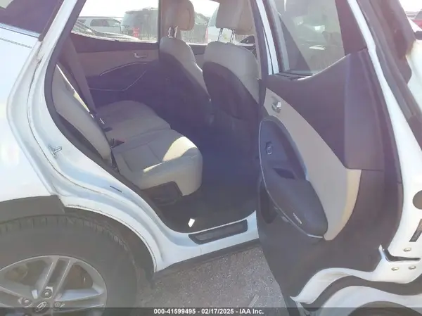 5NMZU3LB2HH044393 2017 HYUNDAI SANTA FE - Image 8