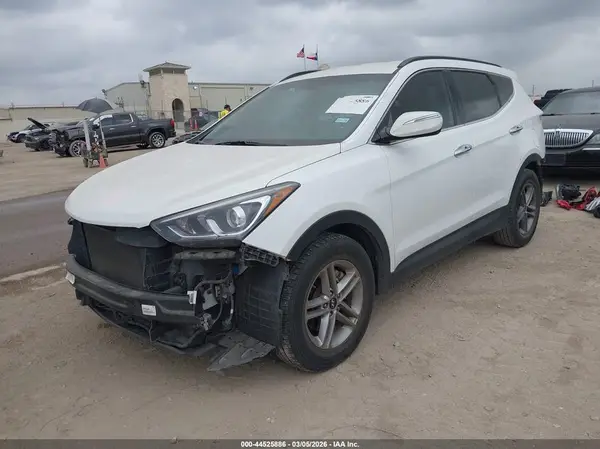 5NMZU3LB2HH048749 2017 HYUNDAI SANTA FE - Image 2