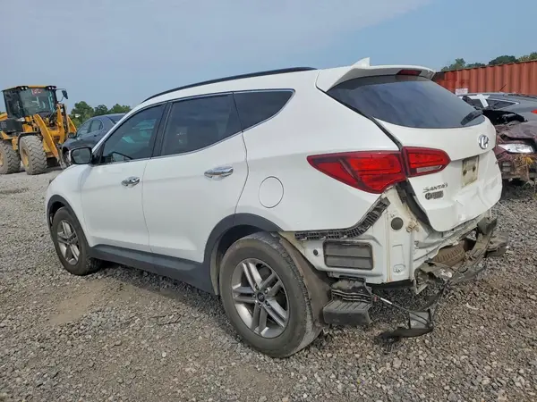 5NMZU3LB2JH060244 2018 HYUNDAI SANTA FE - Image 2