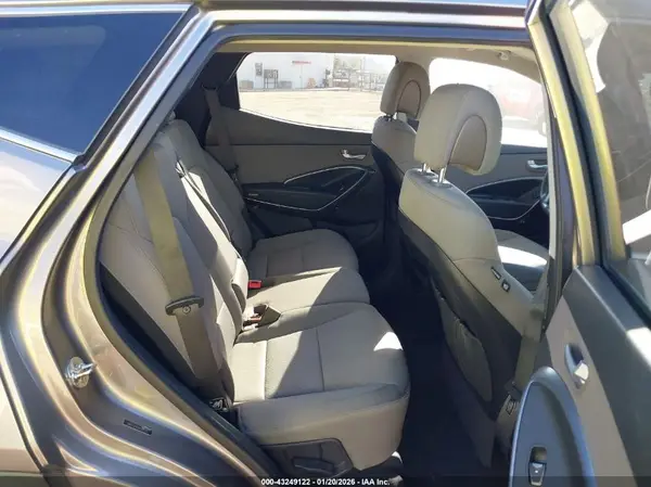 5NMZU3LB2JH062107 2018 HYUNDAI SANTA FE - Image 8