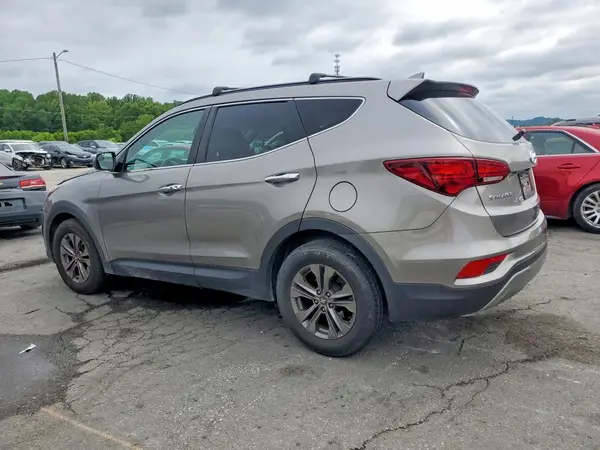 5NMZU3LB2JH064536 2018 HYUNDAI SANTA FE - Image 2