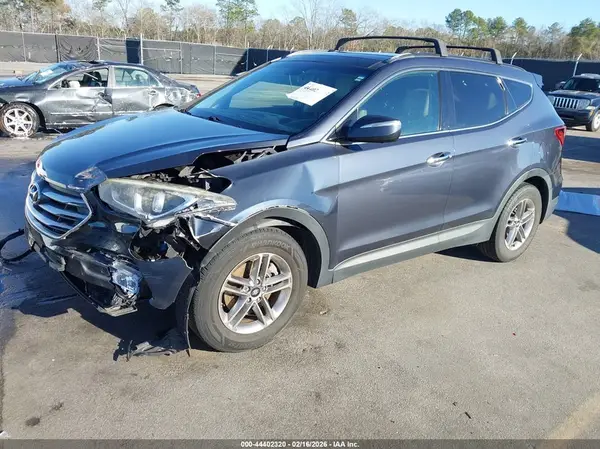 5NMZU3LB2JH069848 2018 HYUNDAI SANTA FE - Image 2