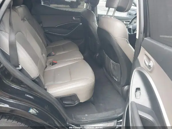 5NMZU3LB2JH075391 2018 HYUNDAI SANTA FE - Image 8