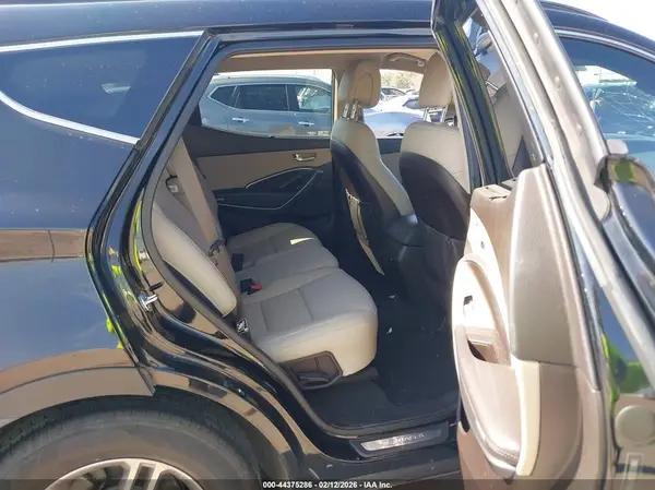 5NMZU3LB2JH077884 2018 HYUNDAI SANTA FE - Image 8