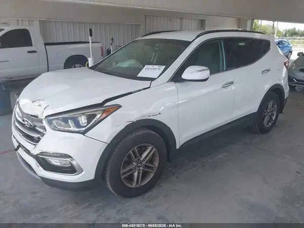 5NMZU3LB2JH095317 2018 HYUNDAI SANTA FE - Image 2