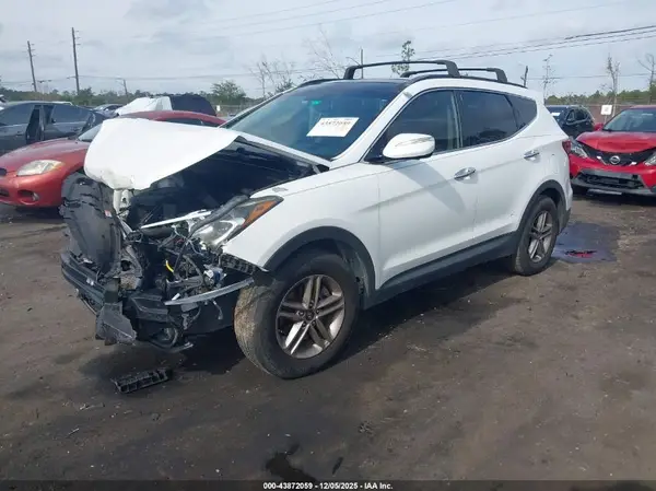 5NMZU3LB2JH096189 2018 HYUNDAI SANTA FE - Image 2