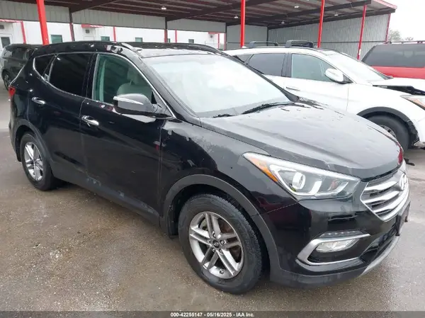 5NMZU3LB2JH097567 2018 HYUNDAI SANTA FE - Image 1