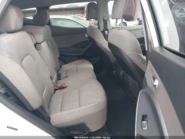5NMZU3LB2JH100595 2018 HYUNDAI SANTA FE - Image 8