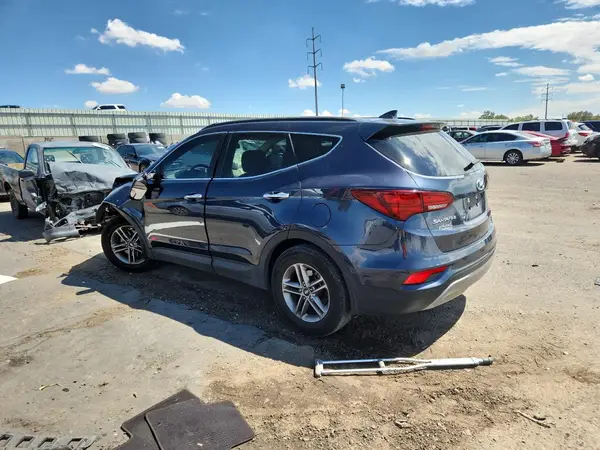 5NMZU3LB3HH001343 2017 HYUNDAI SANTA FE - Image 2