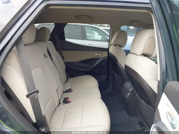 5NMZU3LB3HH006395 2017 HYUNDAI SANTA FE - Image 8