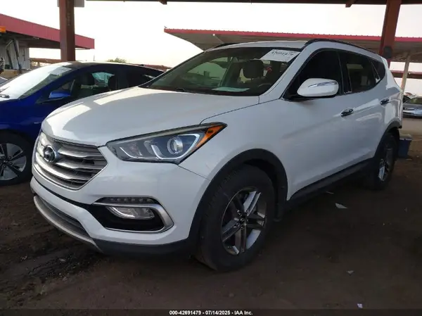 5NMZU3LB3HH008437 2017 HYUNDAI SANTA FE - Image 2