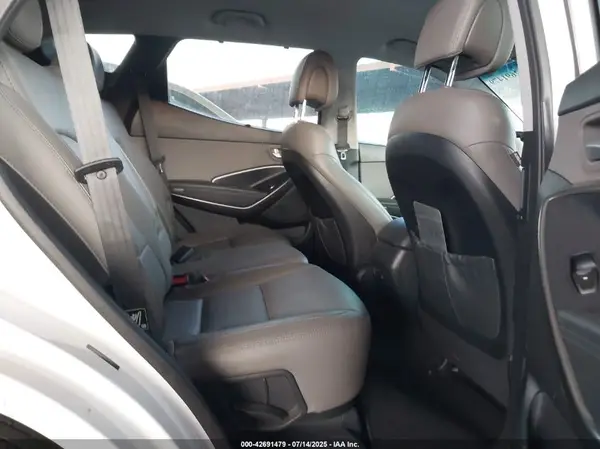 5NMZU3LB3HH008437 2017 HYUNDAI SANTA FE - Image 8