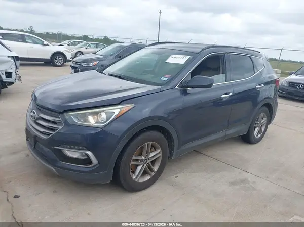 5NMZU3LB3HH009815 2017 HYUNDAI SANTA FE - Image 2