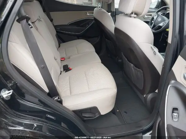 5NMZU3LB3HH011127 2017 HYUNDAI SANTA FE - Image 8