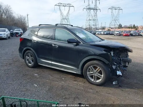 5NMZU3LB3HH013492 2017 HYUNDAI SANTA FE - Image 1