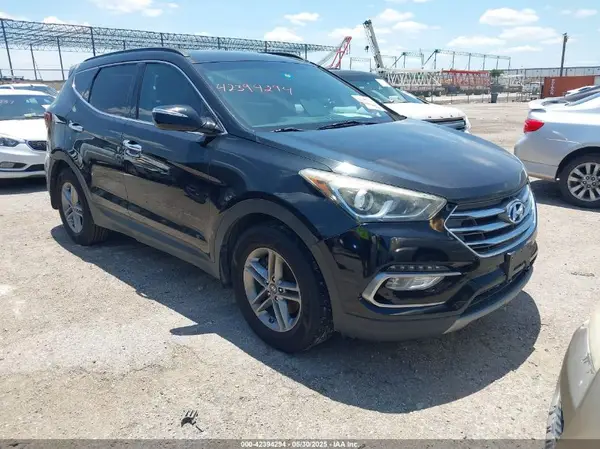 5NMZU3LB3HH014724 2017 HYUNDAI SANTA FE - Image 1