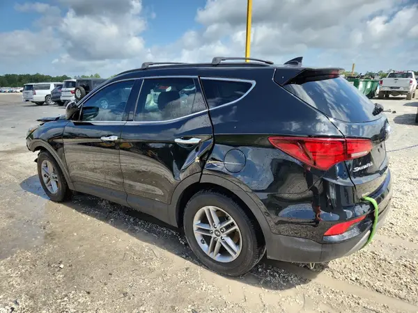 5NMZU3LB3HH014819 2017 HYUNDAI SANTA FE - Image 2