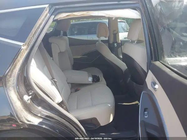 5NMZU3LB3HH017476 2017 HYUNDAI SANTA FE - Image 8