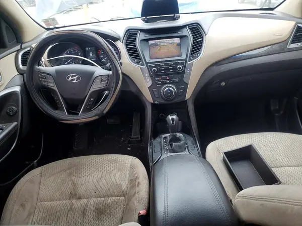 5NMZU3LB3HH026050 2017 HYUNDAI SANTA FE - Image 8