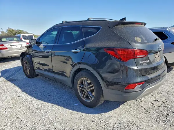 5NMZU3LB3HH037260 2017 HYUNDAI SANTA FE - Image 2
