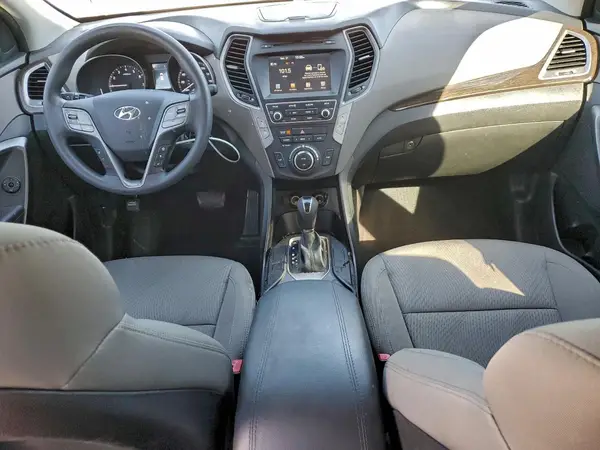 5NMZU3LB3HH037260 2017 HYUNDAI SANTA FE - Image 8