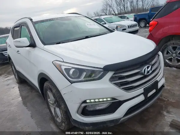 5NMZU3LB3JH053108 2018 HYUNDAI SANTA FE - Image 1