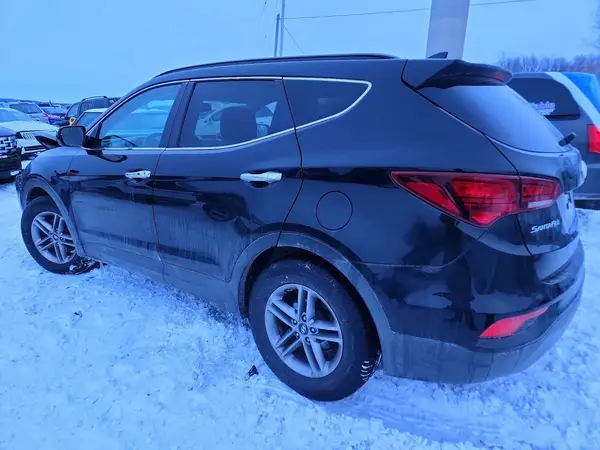 5NMZU3LB3JH061838 2018 HYUNDAI SANTA FE - Image 2