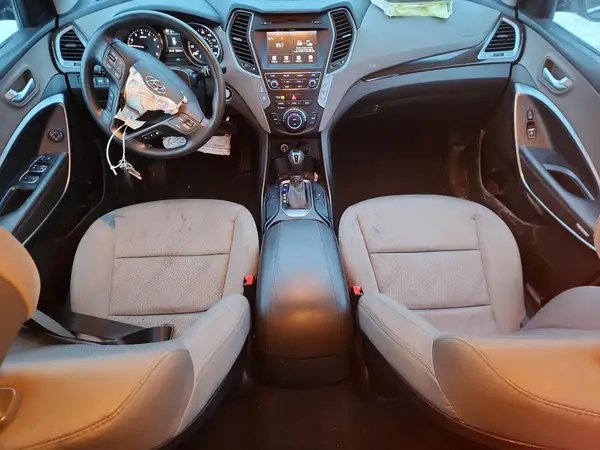 5NMZU3LB3JH061838 2018 HYUNDAI SANTA FE - Image 8