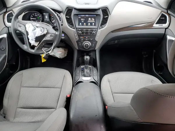 5NMZU3LB3JH064948 2018 HYUNDAI SANTA FE - Image 8