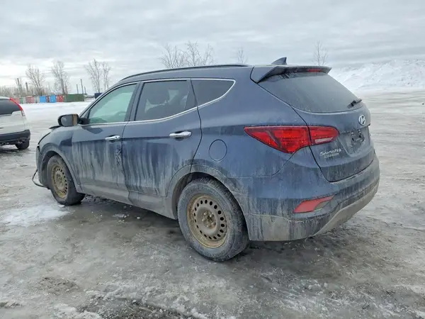 5NMZU3LB3JH070149 2018 HYUNDAI SANTA FE - Image 2