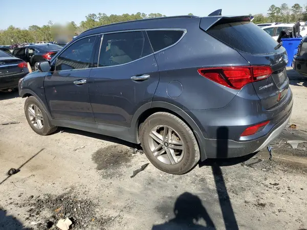 5NMZU3LB3JH100878 2018 HYUNDAI SANTA FE - Image 2