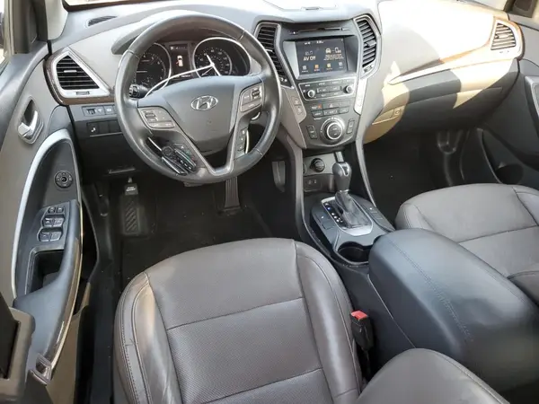 5NMZU3LB4HH000931 2017 HYUNDAI SANTA FE - Image 8