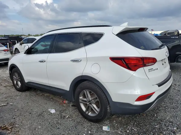 5NMZU3LB4HH002808 2017 HYUNDAI SANTA FE - Image 2