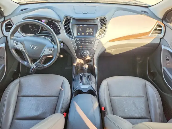 5NMZU3LB4HH008088 2017 HYUNDAI SANTA FE - Image 8