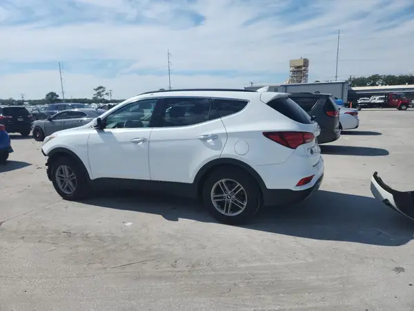 5NMZU3LB4HH008799 2017 HYUNDAI SANTA FE - Image 2