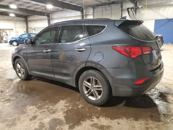 5NMZU3LB4HH012223 2017 HYUNDAI SANTA FE - Image 2