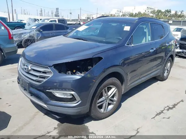 5NMZU3LB4HH012853 2017 HYUNDAI SANTA FE - Image 2