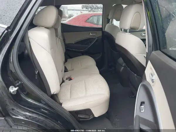 5NMZU3LB4HH013517 2017 HYUNDAI SANTA FE - Image 8