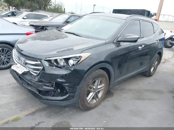 5NMZU3LB4HH014814 2017 HYUNDAI SANTA FE - Image 2