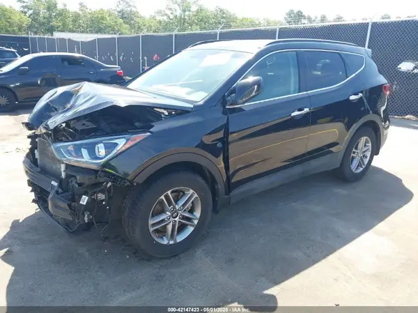5NMZU3LB4HH024307 2017 HYUNDAI SANTA FE - Image 2
