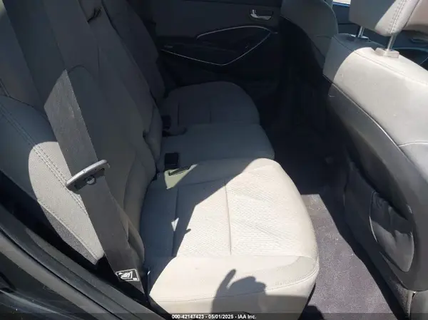 5NMZU3LB4HH024307 2017 HYUNDAI SANTA FE - Image 8