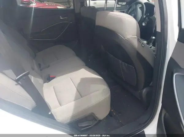 5NMZU3LB4HH026378 2017 HYUNDAI SANTA FE - Image 8