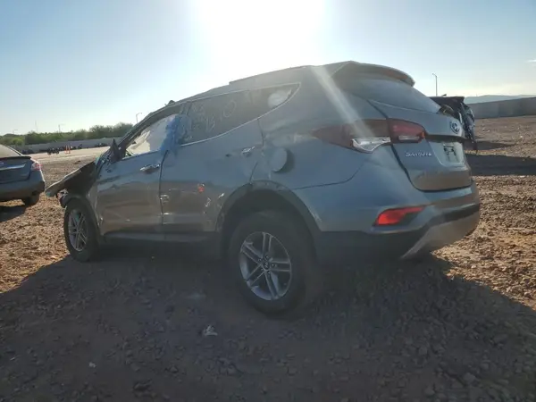 5NMZU3LB4HH038529 2017 HYUNDAI SANTA FE - Image 2