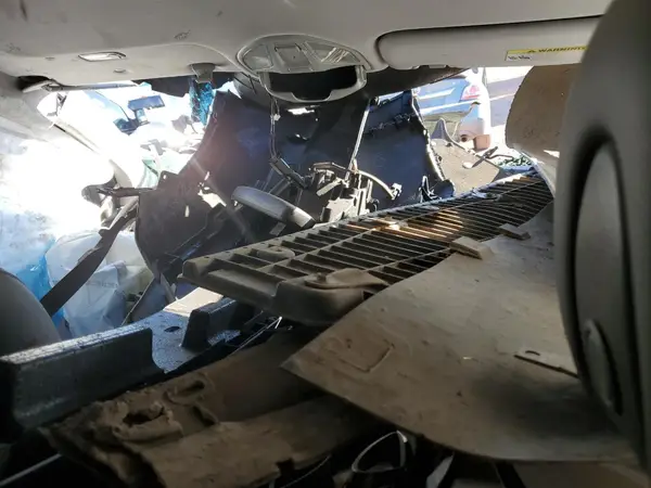 5NMZU3LB4HH038529 2017 HYUNDAI SANTA FE - Image 8