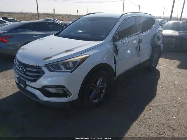 5NMZU3LB4HH042659 2017 HYUNDAI SANTA FE - Image 2