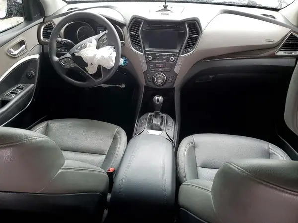 5NMZU3LB4HH048686 2017 HYUNDAI SANTA FE - Image 8