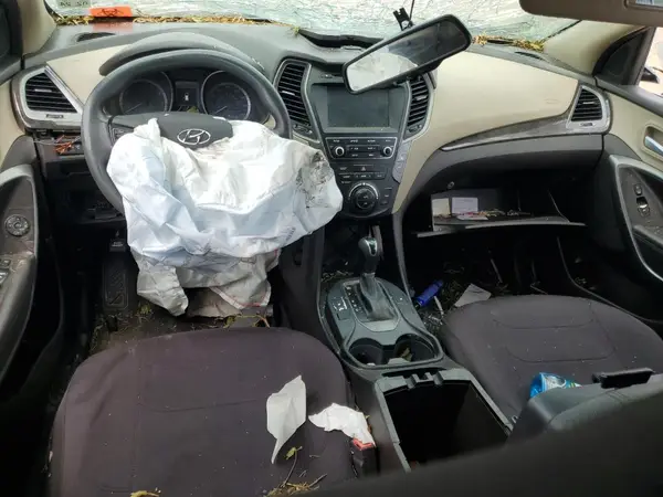 5NMZU3LB4HH051734 2017 HYUNDAI SANTA FE - Image 8